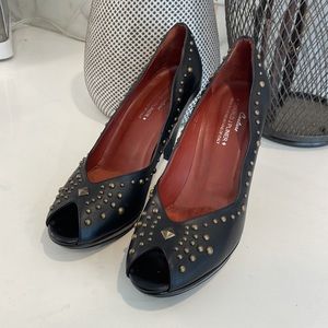 Worn Once! DONALD J PLINER Studded Heels